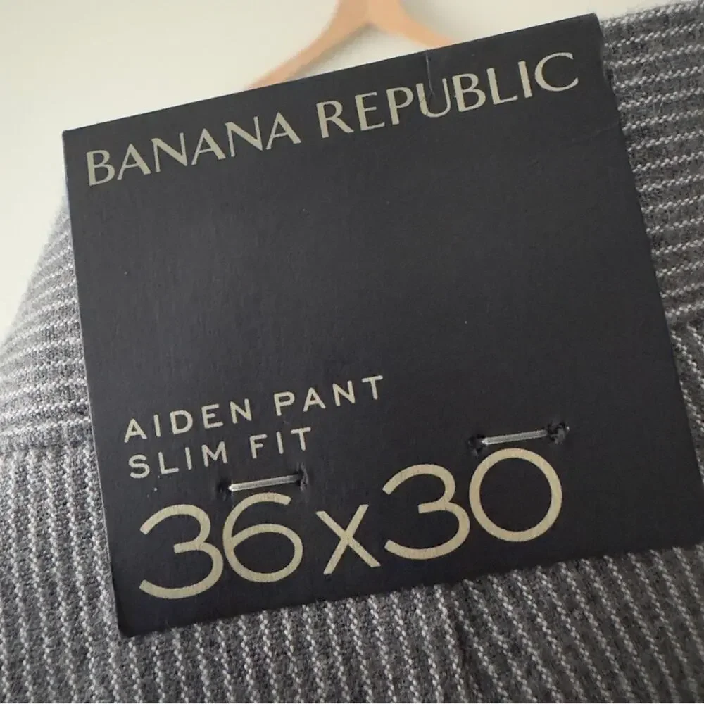 Banana Republic Aiden Pant Slim Fit Men's Gray Pants white pinstripe zip button